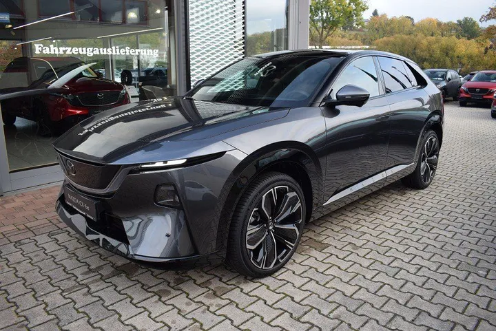 Mazda CX-6e