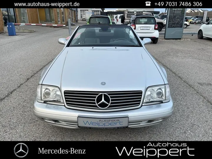 Mercedes-Benz SL 320