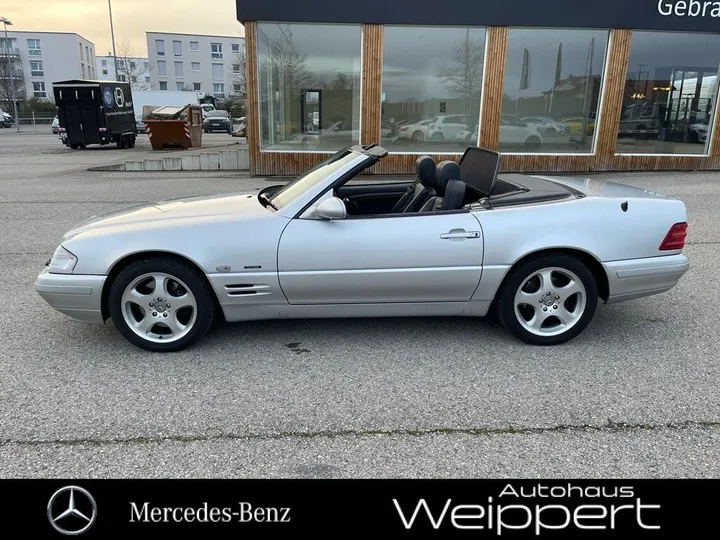 Mercedes-Benz SL 320