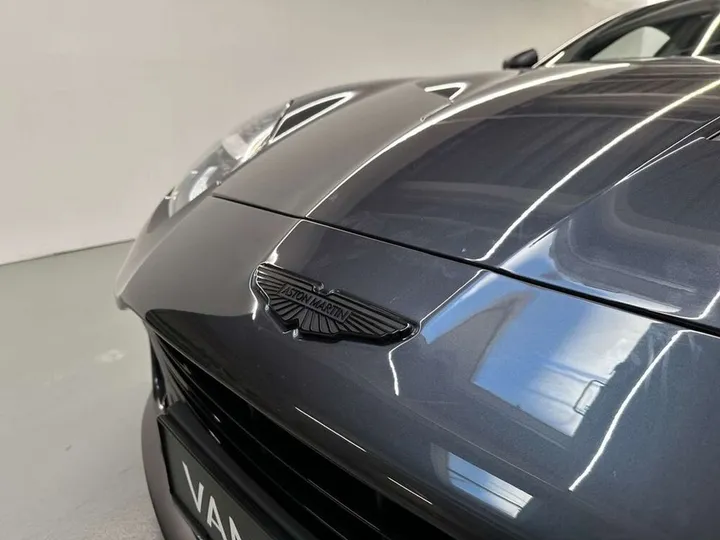 Aston Martin Vanquish