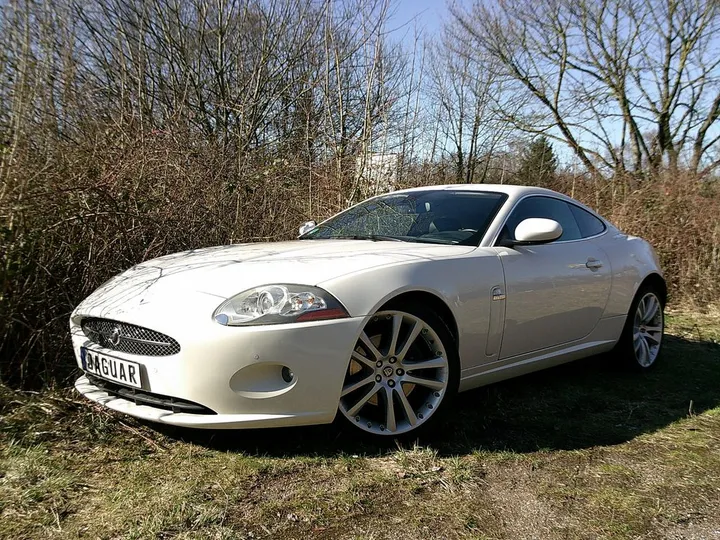 Jaguar XK8
