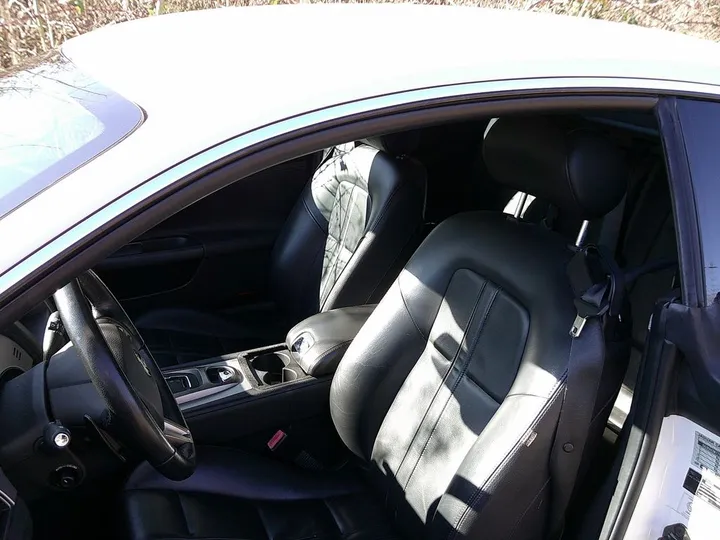 Jaguar XK8