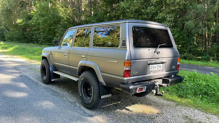 Toyota Land Cruiser