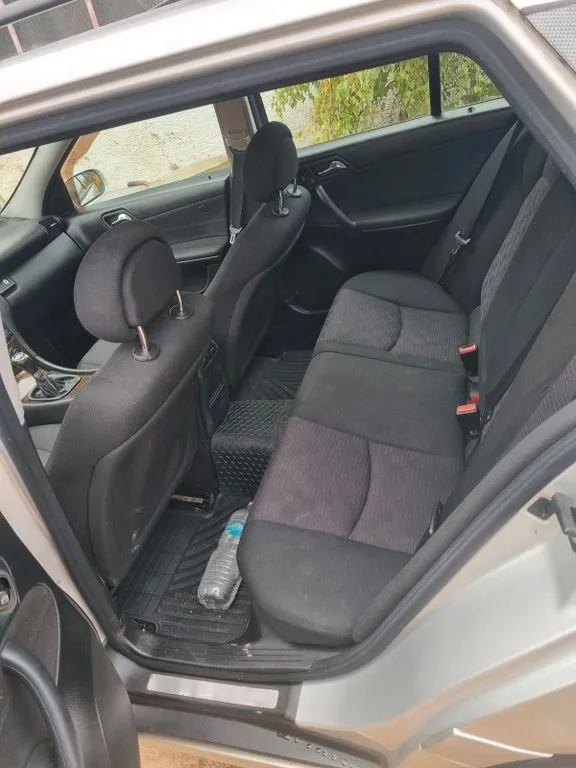 Mercedes-Benz C 200