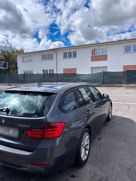 BMW 320
