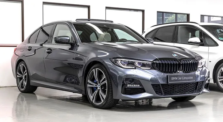 BMW 320