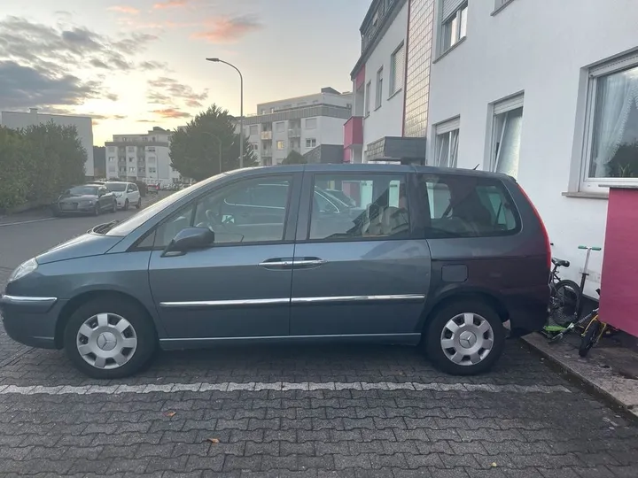 Citroën C8