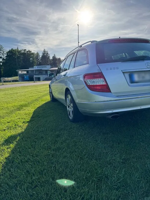 Mercedes-Benz C 200