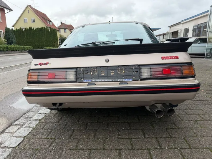Mazda RX-7