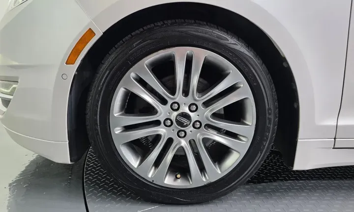 Lincoln MKZ