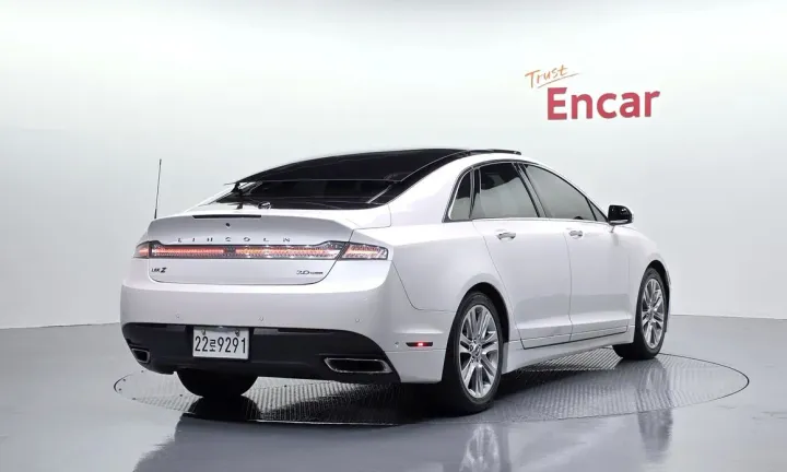 Lincoln MKZ