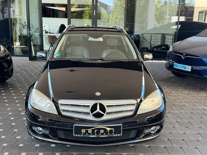 Mercedes-Benz C 230
