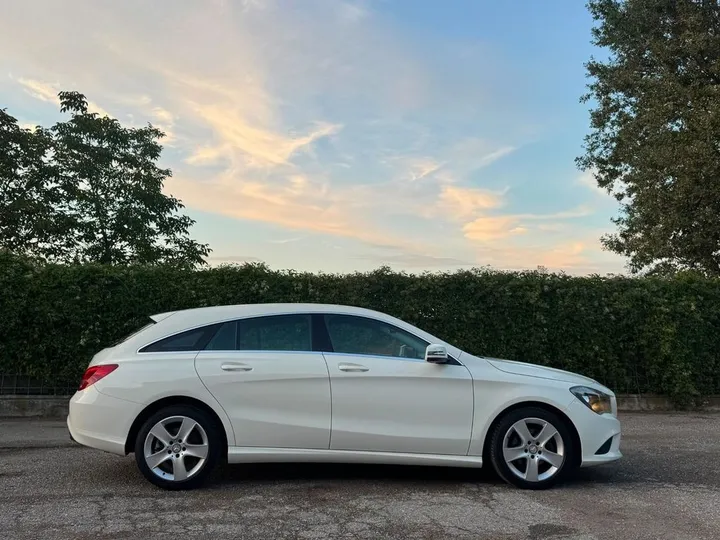 Mercedes-Benz CLA 180