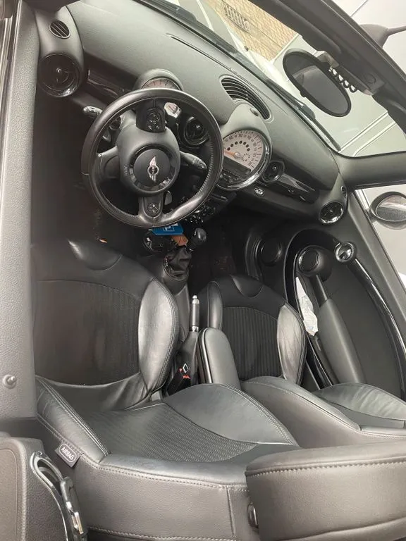 MINI Cooper Cabrio