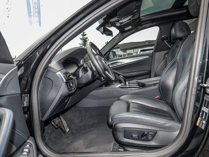 BMW 530