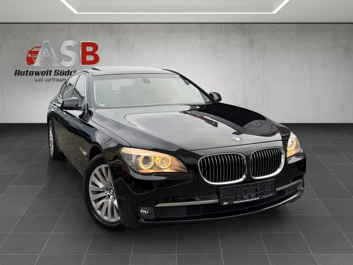 BMW 730