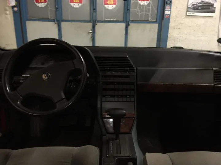 Alfa Romeo 164