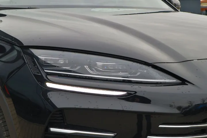 BYD SEAL U
