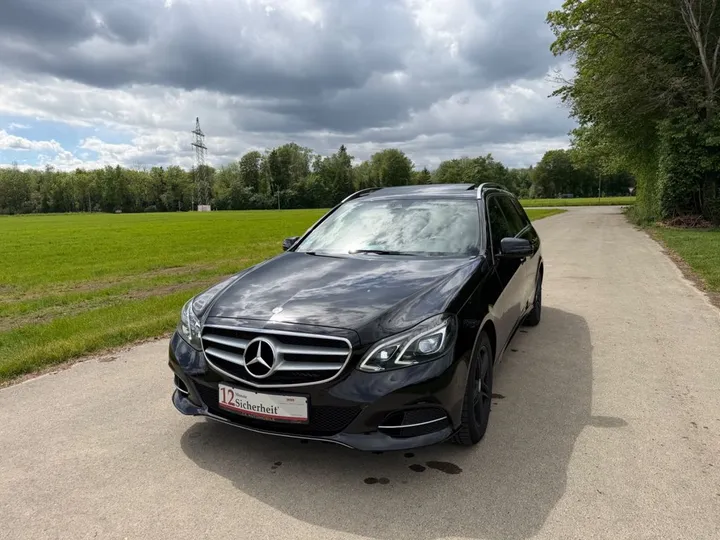Mercedes-Benz E 220