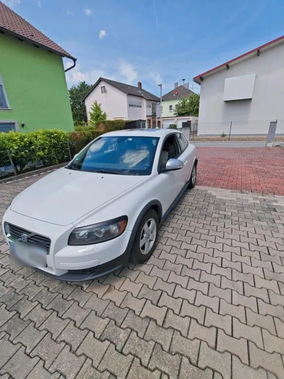 Volvo C30