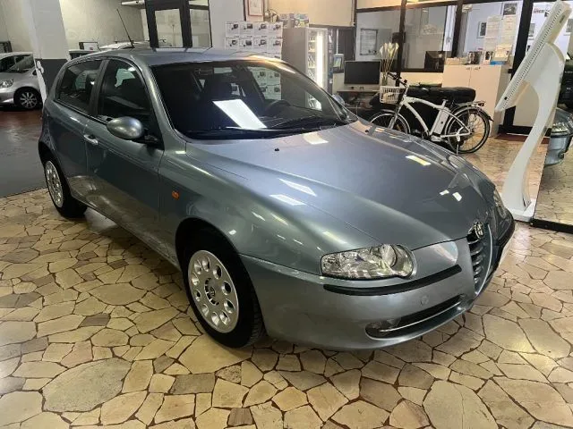 Alfa Romeo 147