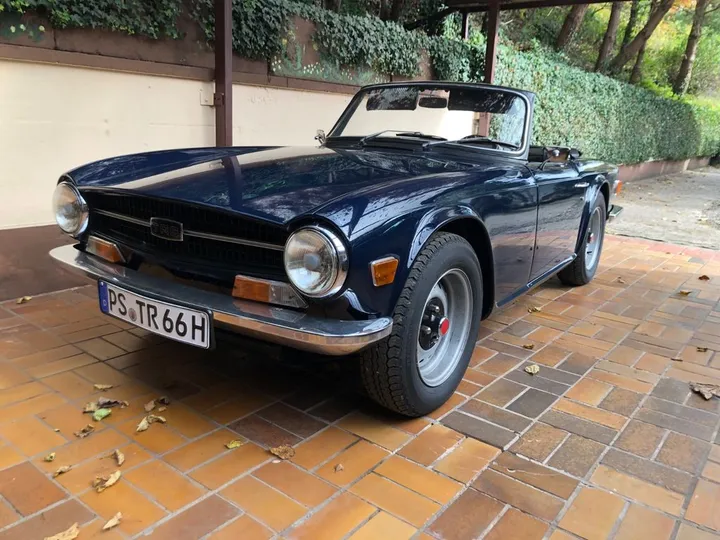 Triumph TR6