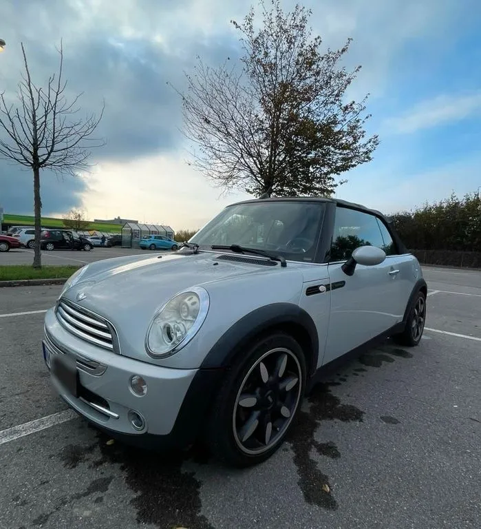 MINI Cooper Cabrio
