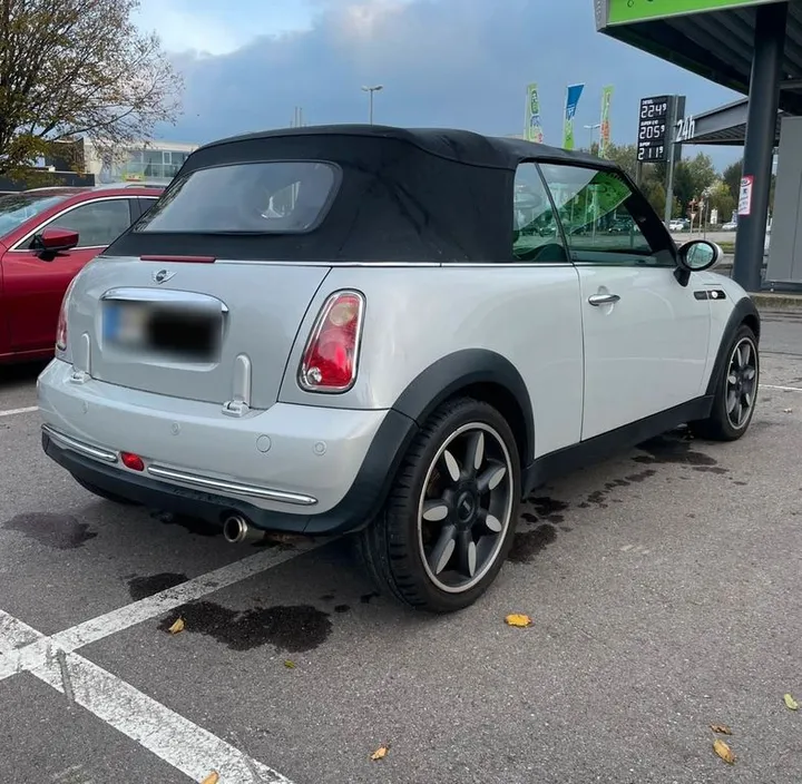 MINI Cooper Cabrio