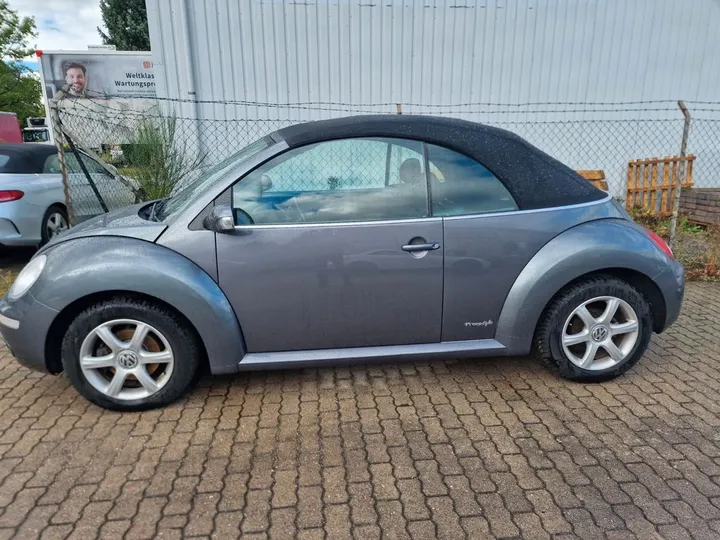 Volkswagen New Beetle