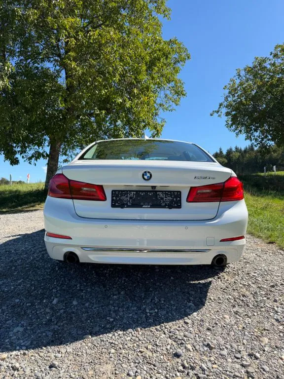 BMW 530
