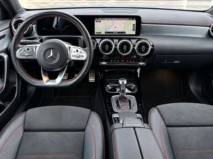 Mercedes-Benz A 200