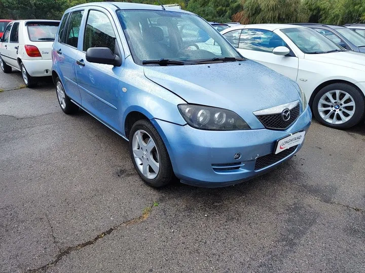 Mazda 121