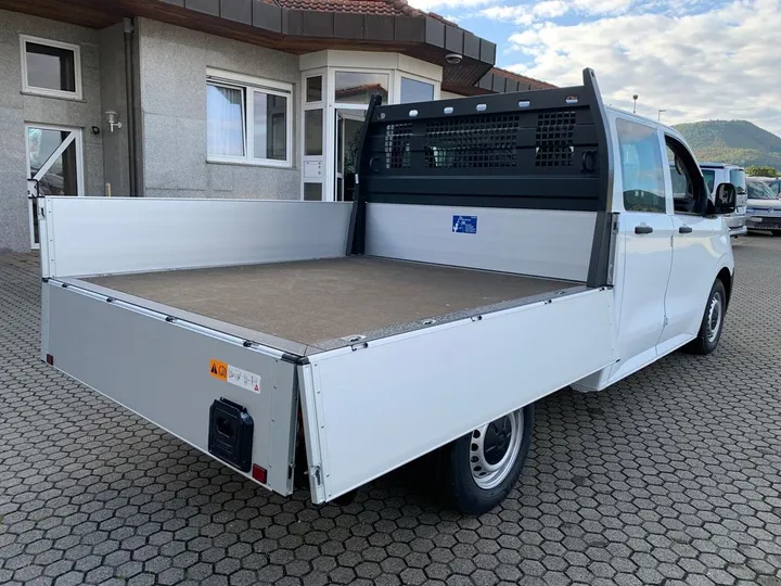 Volkswagen T7 Transporter