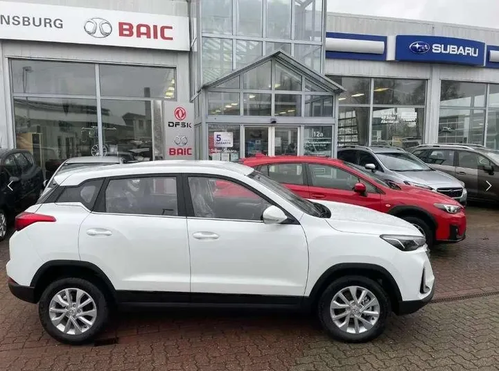 BAIC Senova X35