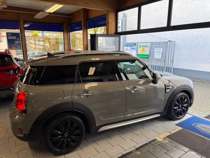 MINI Countryman C (Cooper)