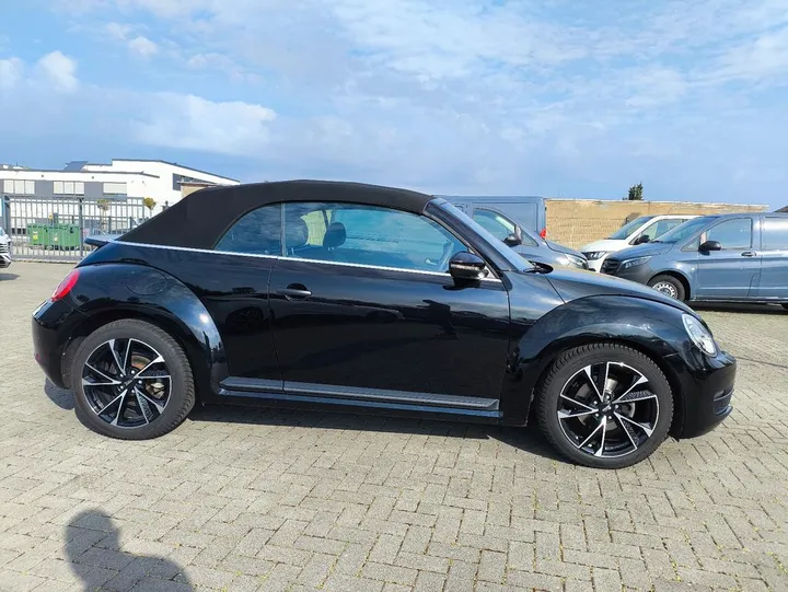 Volkswagen New Beetle