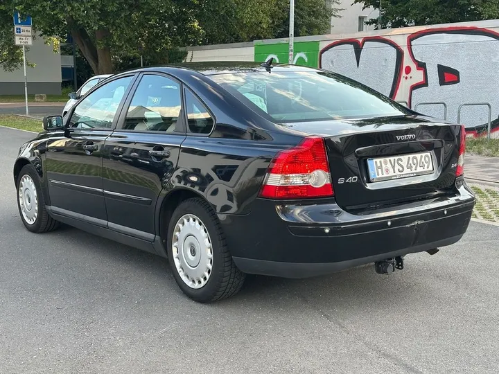 Volvo S40