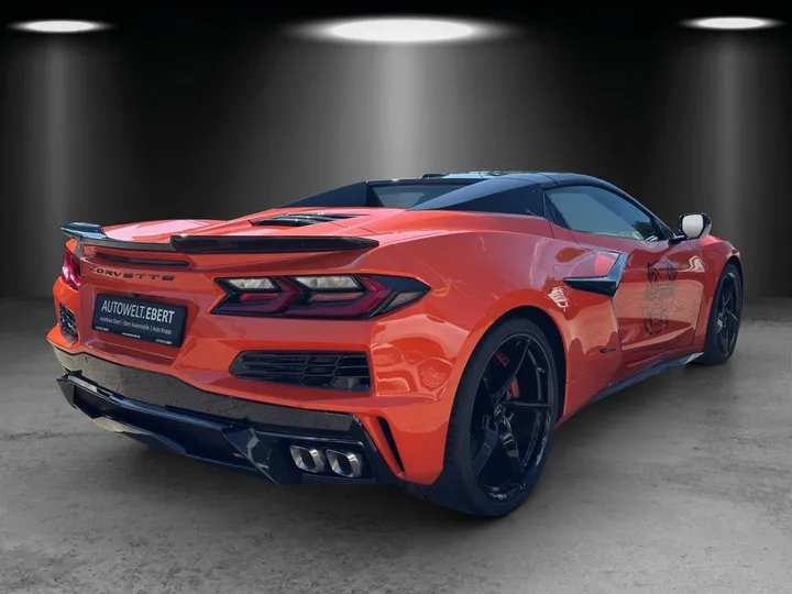 Corvette C8