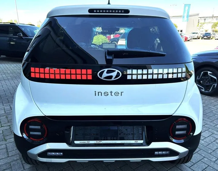 Hyundai INSTER