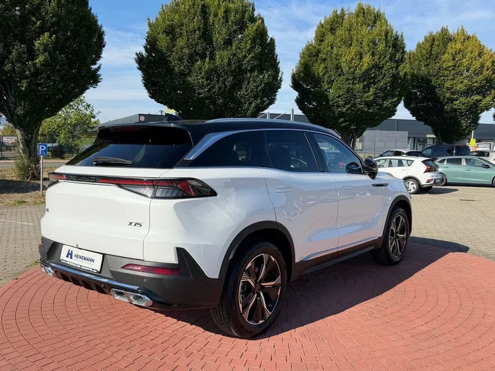 BAIC Beijing X75