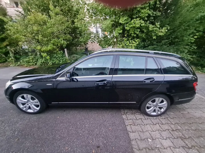 Mercedes-Benz C 320