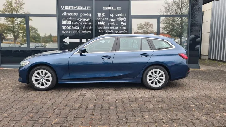 BMW 320