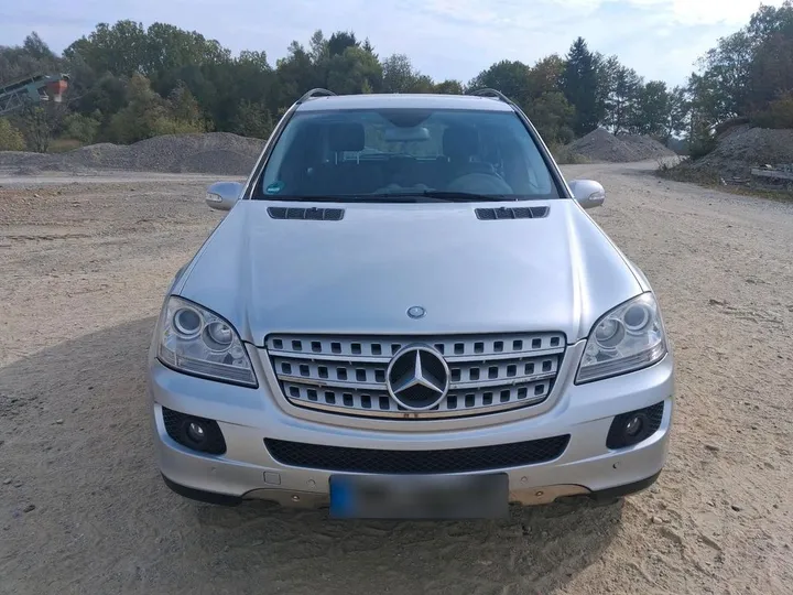 Mercedes-Benz ML 280