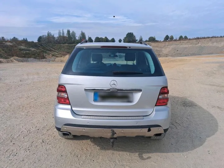 Mercedes-Benz ML 280
