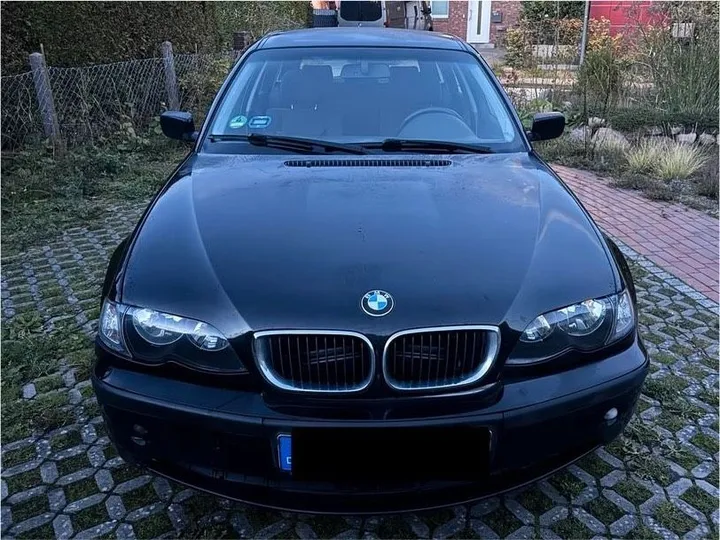 BMW 320