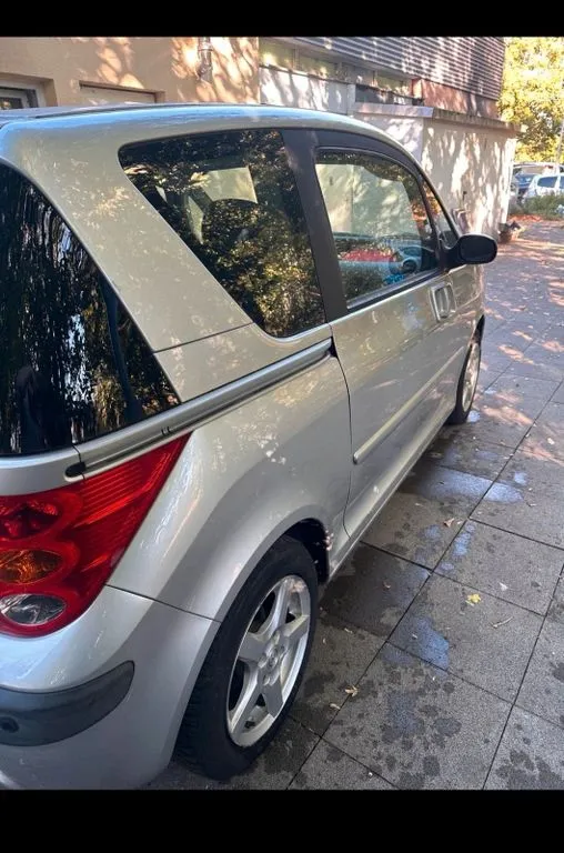 Peugeot 1007