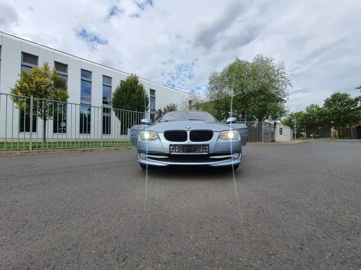 BMW 325