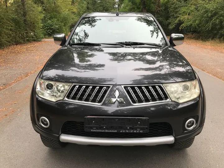 Mitsubishi L200