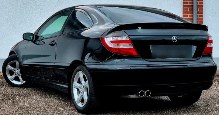 Mercedes-Benz C 180