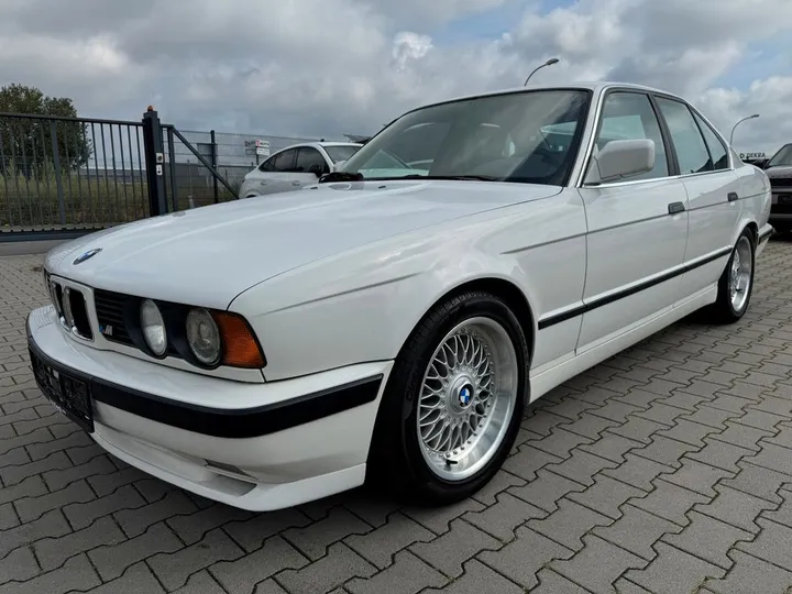 BMW 535